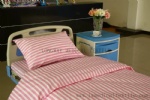 L-4 pink white stripe polyester cotton hospital bed sheet